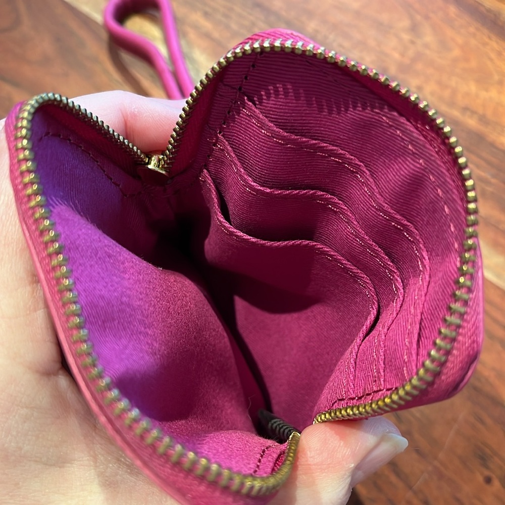 FOSSIL LEATHER WRISTLET - Picture 5 of 8